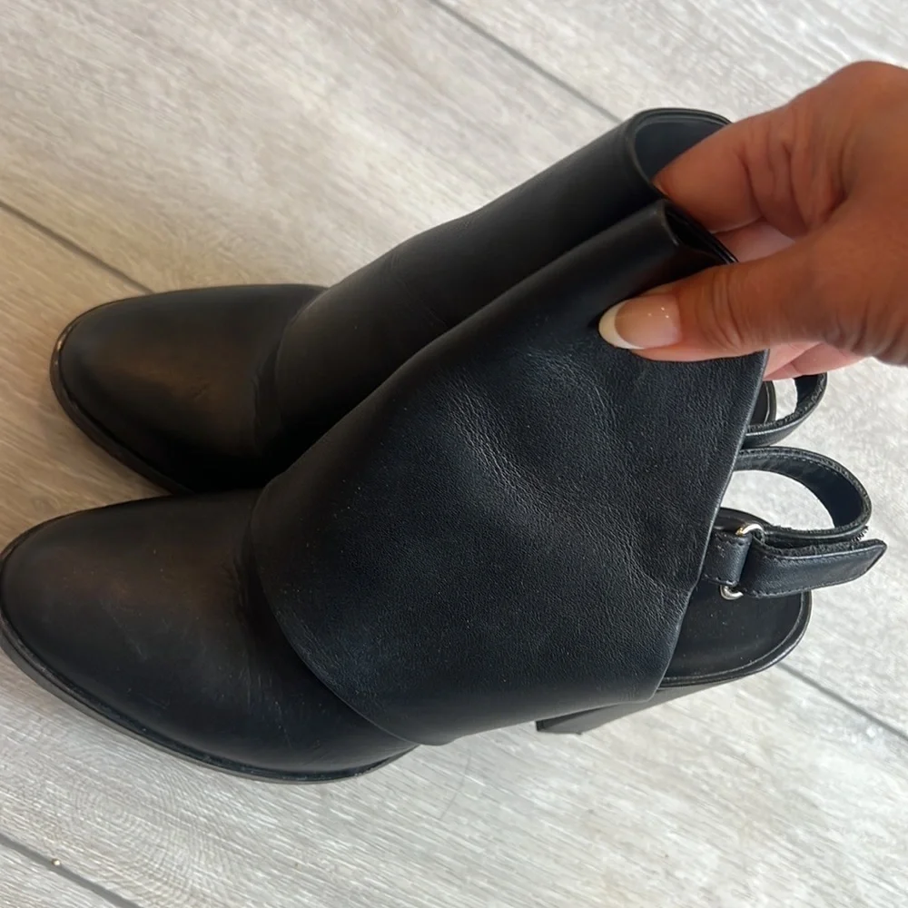 Vince Jody black leather made in Italy slingback ankle boots Size 7